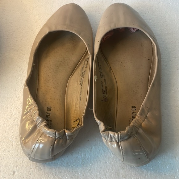 Mossimo nude round toe ballet flats back elastic nude cream rare women’s size 8 - Picture 3 of 6